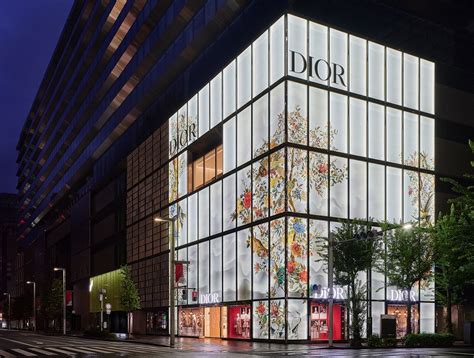 東京都にあるDior（ディオール）の店舗一覧（23件）